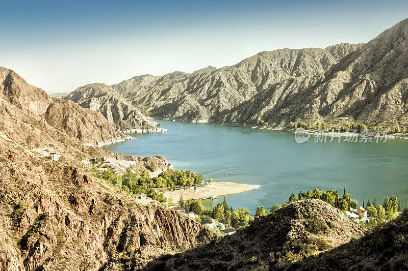 Los Reyunos dam, San Rafael, Mendoza，阿根廷。